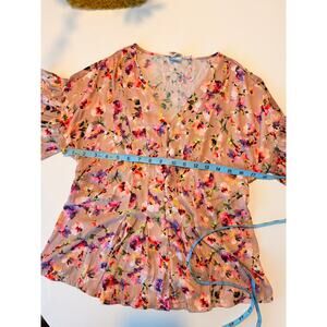 Dolan V-neck floral flowy shirt - Size Xs